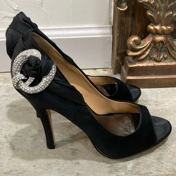 Badgley Mischka Women's Black Satin Peep Toe Heels - Picture 3 of 6